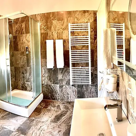 Hotel Diamond