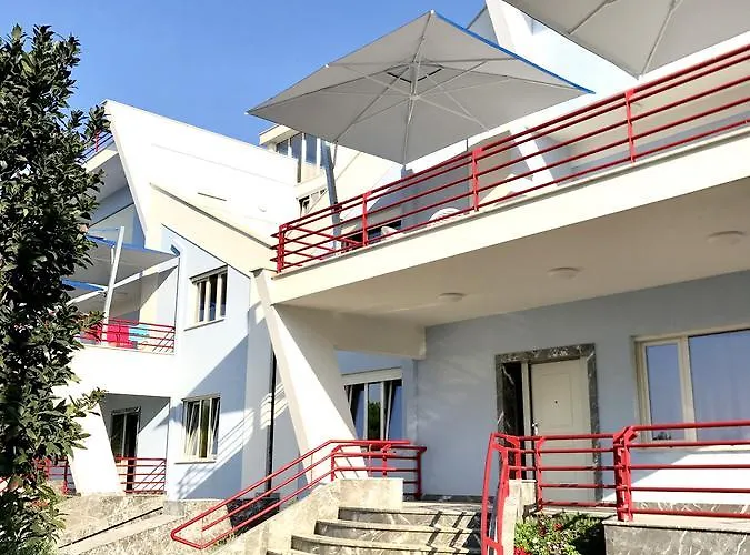 Diamond 4* Plazhi San Pietro